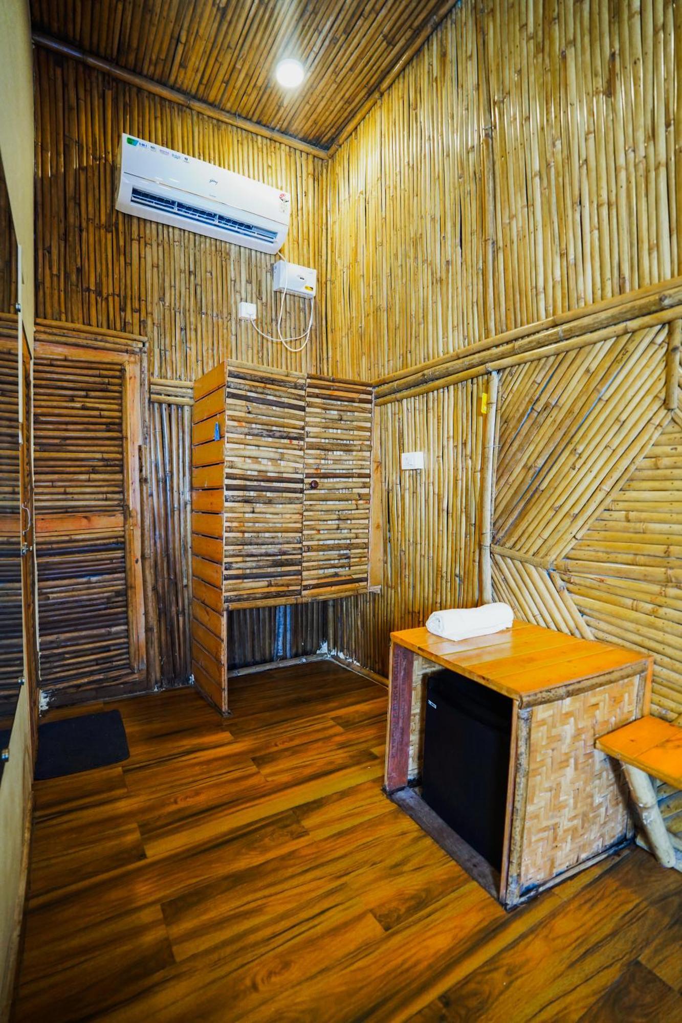 Bayview Cottage Pool Anjuna Exterior photo